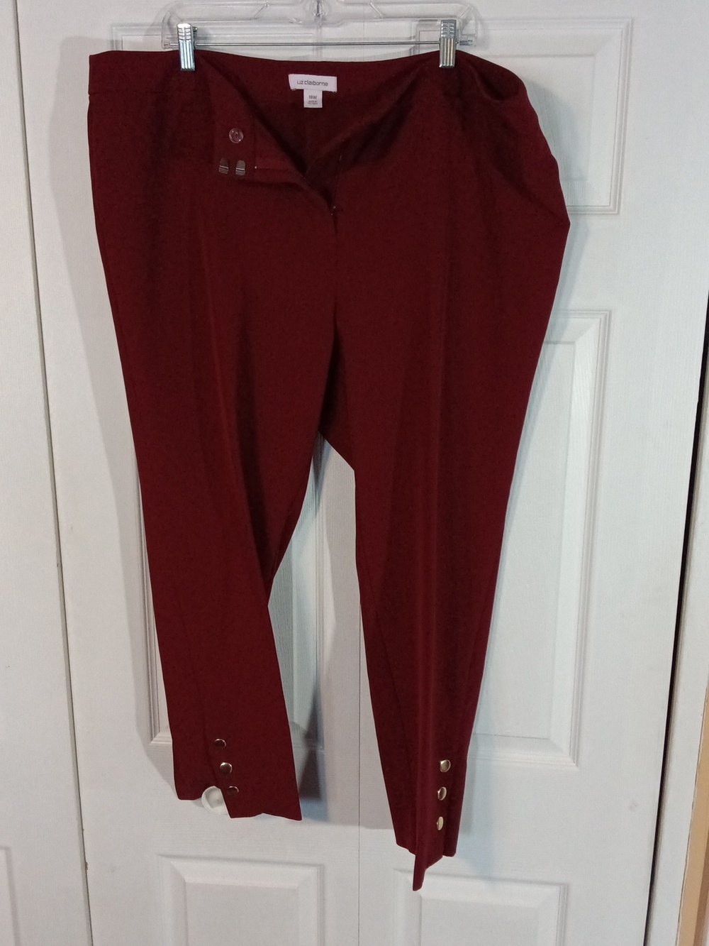 Liz Claiborne Burgundy Skinny Ankle Pants with Button Hem